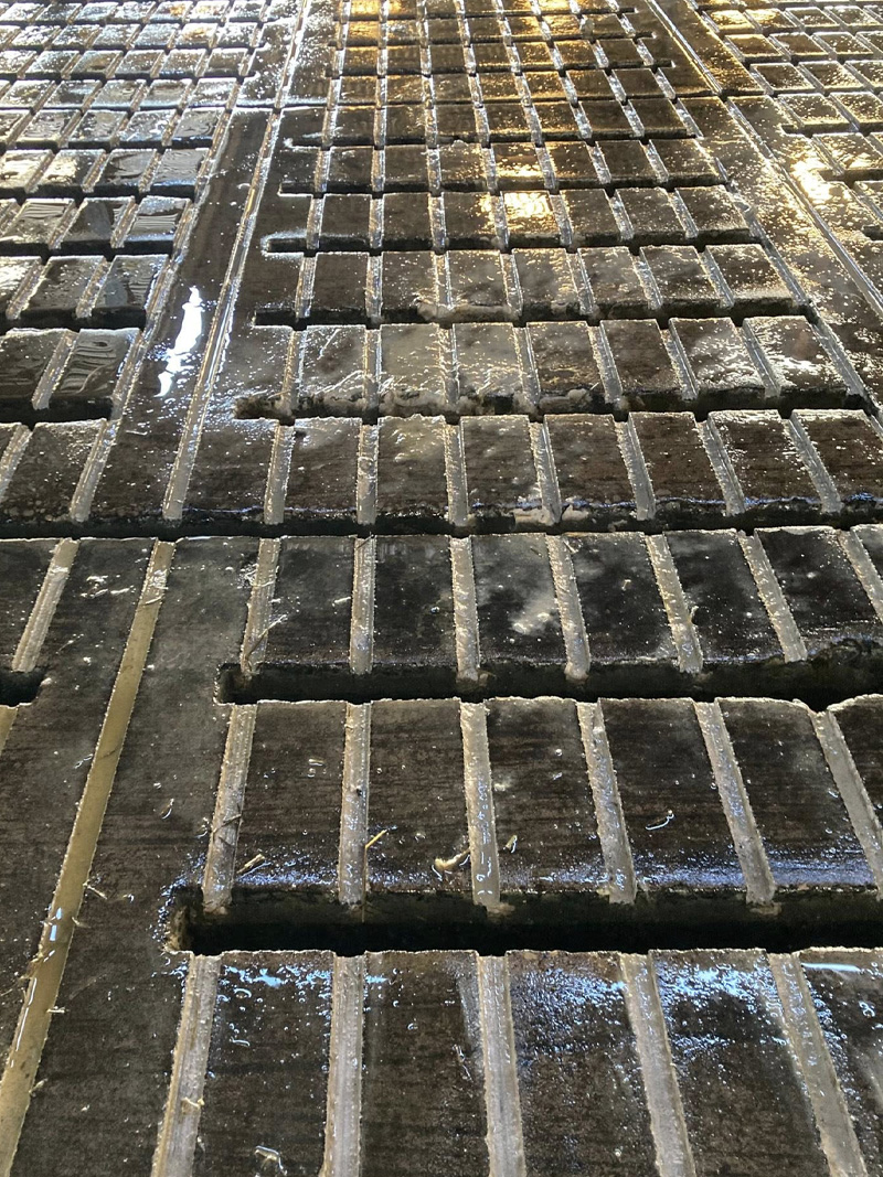 Smaller dimensions, ideal option for heifer housing and high activity areas such as parlours and handling areas